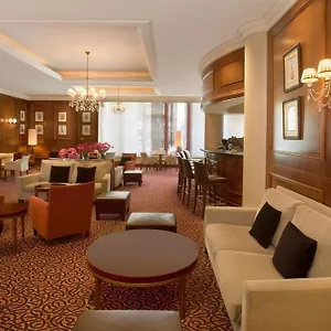 5* Szálloda Sheraton Grand